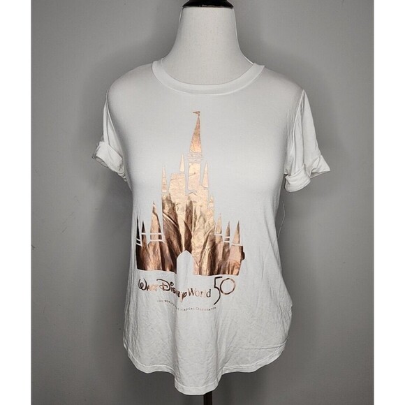New NWT Walt Disney World Parks 50th Anniversary Castle T-Shirt Women’s L - Picture 1 of 10